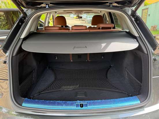 AUDI-Q5-2023