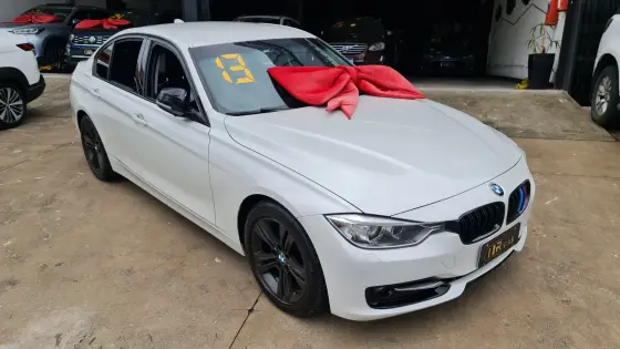 BMW 320i 2.0 MODERN 16V TURBO GASOLINA 4P AUTOMÁTICO