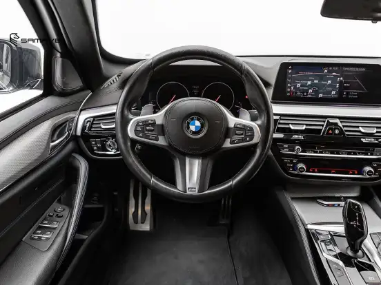 BMW-540i-3.0 24V TURBO GASOLINA M SPORT AUTOMÁTICO BMW-540i-2018