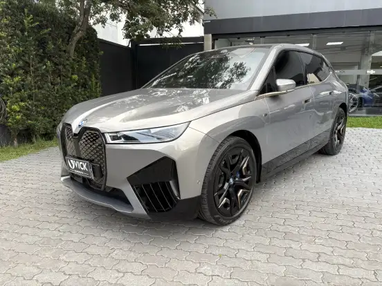 BMW-iX-ELÉTRICO M60 BMW-iX-2023
