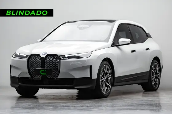 BMW iX ELÉTRICO XDRIVE40