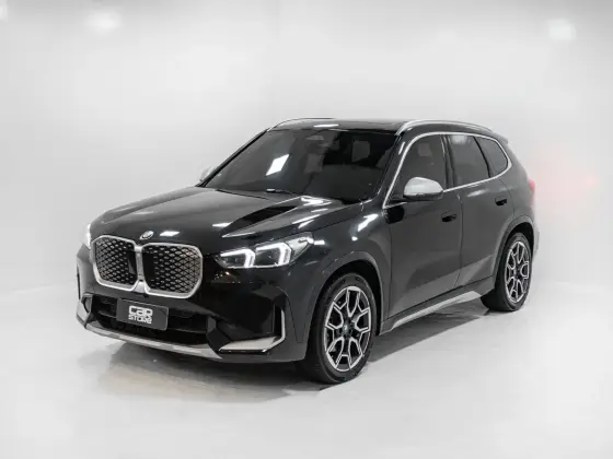 BMW iX1 ELÉTRICO eDRIVE20 X LINE