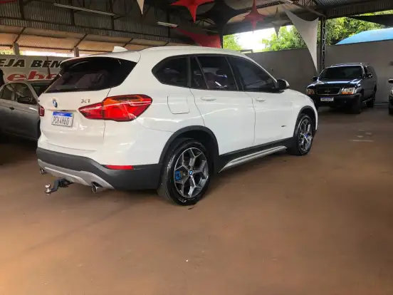 BMW-X1-2.0 16V TURBO ACTIVEFLEX SDRIVE20I X-LINE 4P AUTOMÁTICO BMW-X1-2017