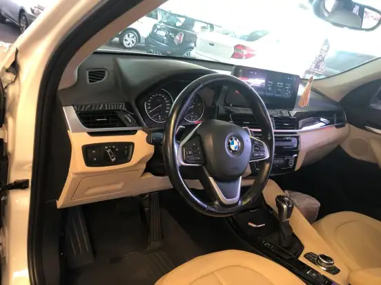 BMW-X1-2.0 16V TURBO ACTIVEFLEX SDRIVE20I X-LINE 4P AUTOMÁTICO BMW-X1-2017