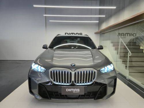 /en/city-florianopolis/cate-car-used-car/bmw-x5-2025-3-0-i6-turbo-hybrid-xdrive50e-m-sport-automatic-44075949056198656/-2