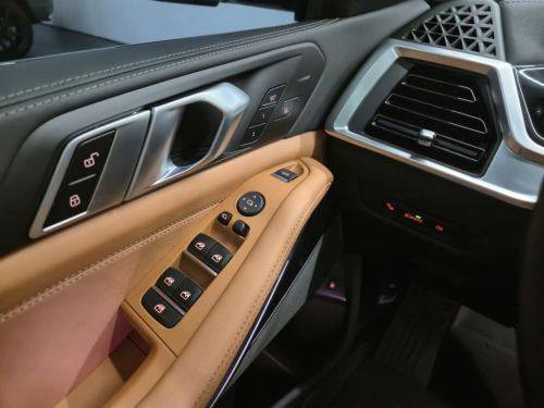 /en/city-florianopolis/cate-car-used-car/bmw-x5-2025-3-0-i6-turbo-hybrid-xdrive50e-m-sport-automatic-44075949056198656/-15