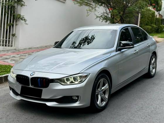 BMW 320i 2.0 16V TURBO GASOLINA 4P AUTOMÁTICO