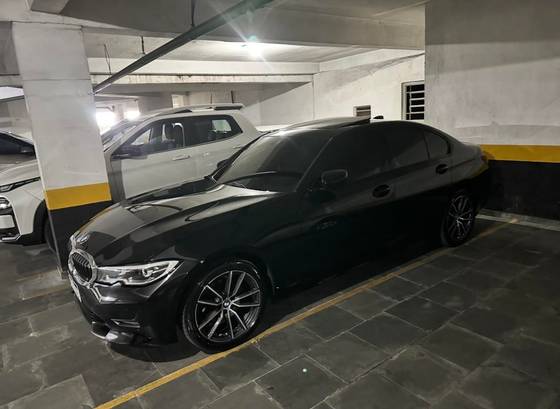 BMW 320i 2.0 16V TURBO GASOLINA SPORT GP AUTOMÁTICO