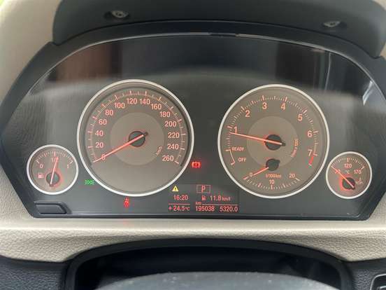BMW-320i-2.0 MODERN 16V TURBO GASOLINA 4P AUTOMÁTICO BMW-320i-2012