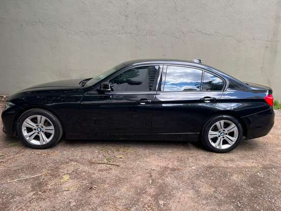 BMW-320i-2.0 SPORT 16V TURBO ACTIVE FLEX 4P AUTOMÁTICO BMW-320i-2017