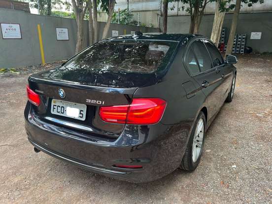 BMW-320i-2.0 SPORT 16V TURBO ACTIVE FLEX 4P AUTOMÁTICO BMW-320i-2017