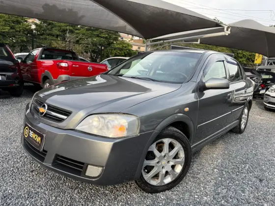 CHEVROLET ASTRA 2.0 MPFI ADVANTAGE 8V FLEX 4P MANUAL