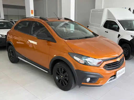 CHEVROLET ONIX 1.4 MPFI ACTIV 8V FLEX 4P AUTOMÁTICO