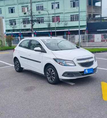 CHEVROLET-ONIX-2015