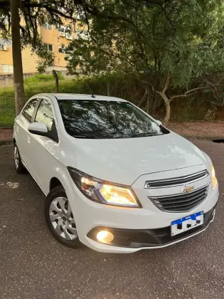 CHEVROLET ONIX 1.4 MPFI LT 8V FLEX 4P AUTOMÁTICO