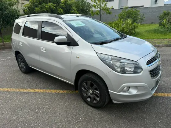 CHEVROLET SPIN 1.8 LTZ 8V FLEX 4P AUTOMÁTICO CHEVROLET SPIN 1.8 LTZ 8V FLEX 4P AUTOMÁTICO