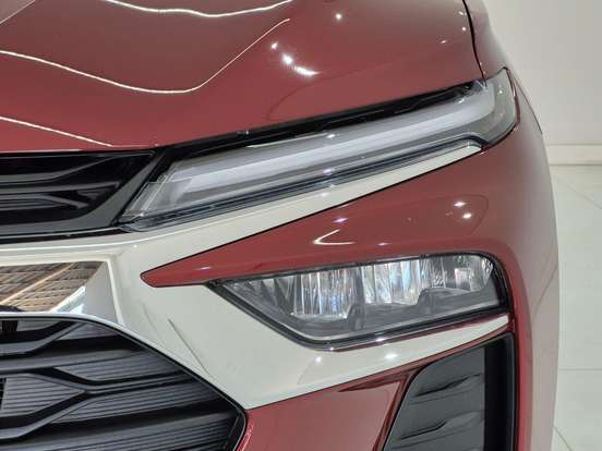 CHEVROLET-TRACKER-2025