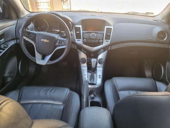 CHEVROLET-CRUZE-2013