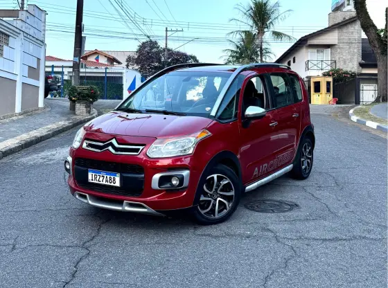 CITROËN AIRCROSS 1.6 EXCLUSIVE 16V FLEX 4P MANUAL CITROËN AIRCROSS 1.6 EXCLUSIVE 16V FLEX 4P MANUAL