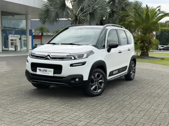 CITROËN AIRCROSS 1.6 FEEL 16V FLEX 4P AUTOMÁTICO CITROËN AIRCROSS 1.6 FEEL 16V FLEX 4P AUTOMÁTICO