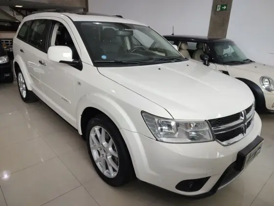 DODGE JOURNEY 3.6 RT V6 GASOLINA 4P AUTOMÁTICO