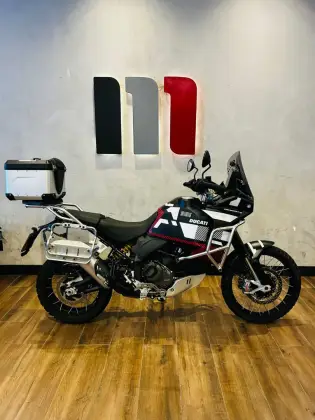 DUCATI DESERT X DUCATI DESERT X