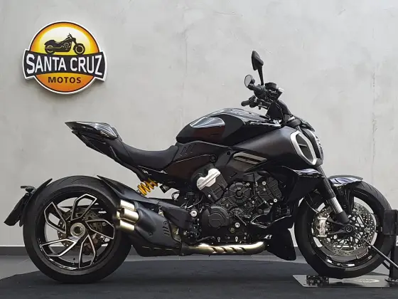 DUCATI DIAVEL V4 DUCATI DIAVEL V4
