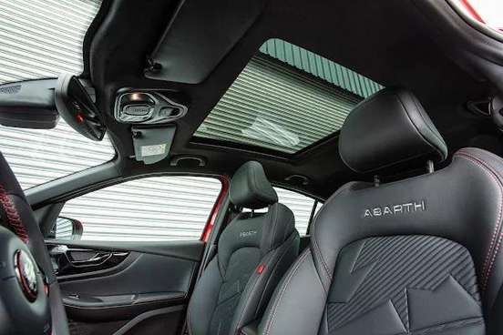 FIAT-FASTBACK-2025