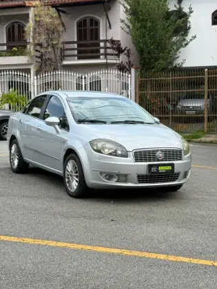 FIAT LINEA 1.9 MPI 16V FLEX 4P AUTOMATIZADO FIAT LINEA 1.9 MPI 16V FLEX 4P AUTOMATIZADO