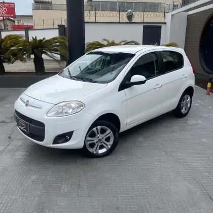 FIAT PALIO 1.4 MPI ATTRACTIVE 8V FLEX 4P MANUAL FIAT PALIO 1.4 MPI ATTRACTIVE 8V FLEX 4P MANUAL