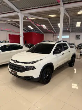 FIAT TORO 1.8 16V EVO FLEX FREEDOM AT6 FIAT TORO 1.8 16V EVO FLEX FREEDOM AT6