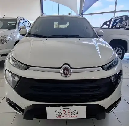 FIAT TORO 1.8 16V EVO FLEX FREEDOM AT6 FIAT TORO 1.8 16V EVO FLEX FREEDOM AT6