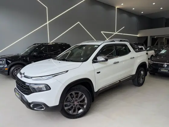 FIAT TORO 2.0 16V TURBO DIESEL RANCH 4WD AT9