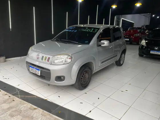 FIAT UNO 1.0 EVO VIVACE 8V FLEX 4P MANUAL