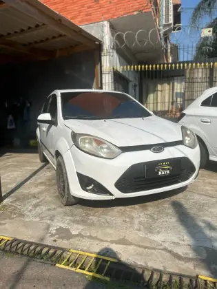 FORD FIESTA 1.6 ROCAM HATCH 8V FLEX 4P MANUAL