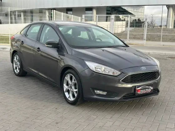 FORD FOCUS 2.0 SE 16V FLEX 4P POWERSHIFT