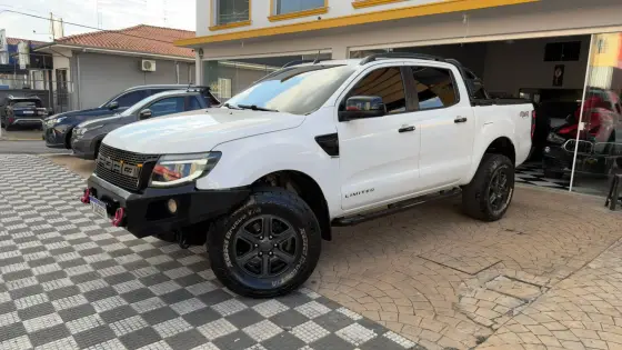 FORD RANGER 3.2 LIMITED 4X4 CD 20V DIESEL 4P AUTOMÁTICO