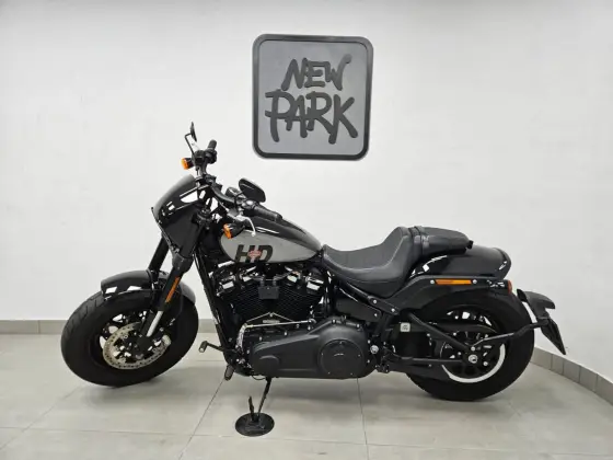HARLEY-DAVIDSON SOFTAIL FAT BOB 107 
