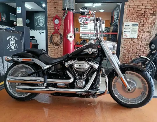HARLEY-DAVIDSON SOFTAIL FAT BOB 114 