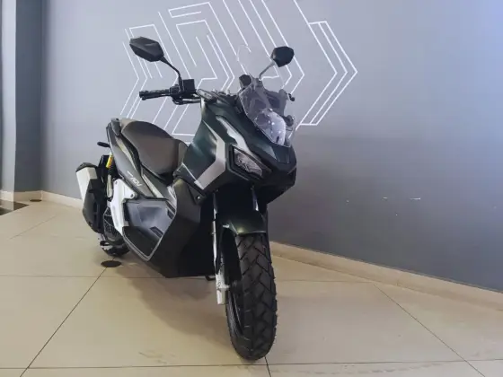 HONDA ADV 