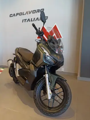 HONDA ADV 