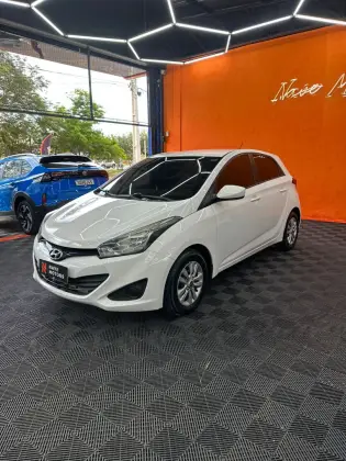 HYUNDAI HB20 1.0 COMFORT 12V FLEX 4P MANUAL HYUNDAI HB20 1.0 COMFORT 12V FLEX 4P MANUAL