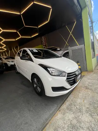 HYUNDAI HB20 1.0 COMFORT 12V FLEX 4P MANUAL