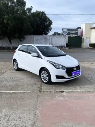 HYUNDAI HB20 1.0 COMFORT 12V FLEX 4P MANUAL HYUNDAI HB20 1.0 COMFORT 12V FLEX 4P MANUAL