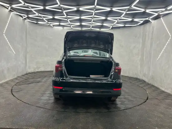 HYUNDAI-HB20S-2025