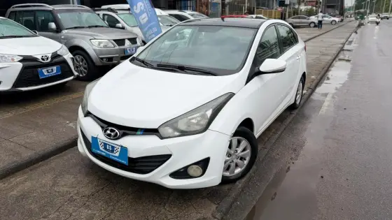 HYUNDAI HB20S 1.0 COMFORT STYLE 12V FLEX 4P MANUAL