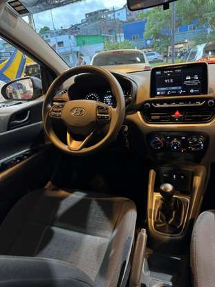 HYUNDAI-HB20S-2024