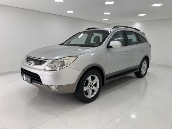 HYUNDAI VERACRUZ 3.8 GLS 4WD 4X4 V6 24V GASOLINA 4P AUTOMÁTICO HYUNDAI VERACRUZ 3.8 GLS 4WD 4X4 V6 24V GASOLINA 4P AUTOMÁTICO