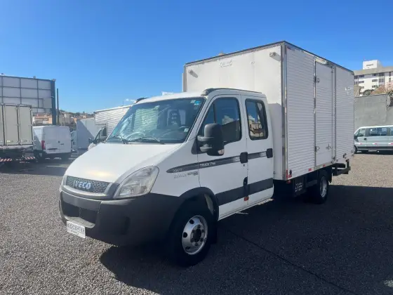 IVECO DAILY 3.0 HPI DIESEL 70C17HD CD MANUAL IVECO DAILY 3.0 HPI DIESEL 70C17HD CD MANUAL