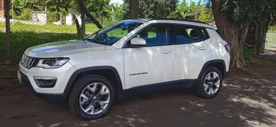 JEEP COMPASS 2.0 16V DIESEL LONGITUDE 4X4 AUTOMÁTICO JEEP COMPASS 2.0 16V DIESEL LONGITUDE 4X4 AUTOMÁTICO